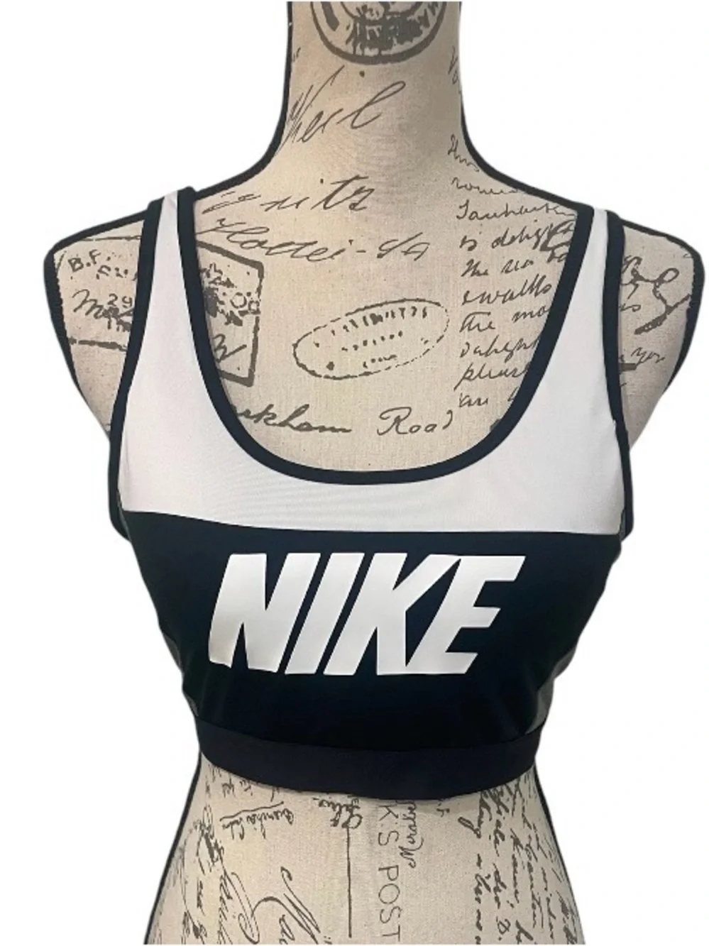 Nike Dri-FIT Black & White Logo Crossback Padded Sports Bra Size M